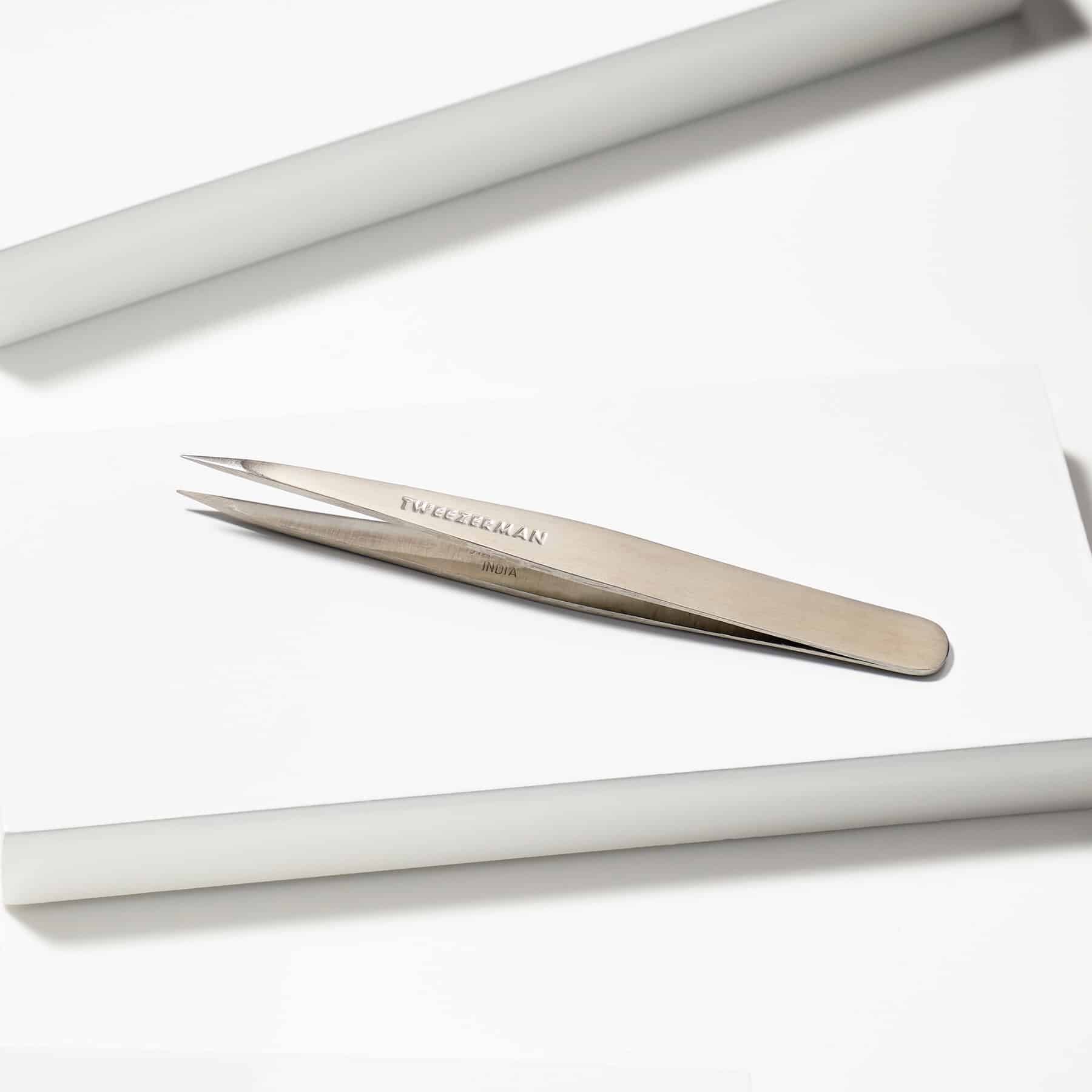 Point Tweezer Lifestyle 1