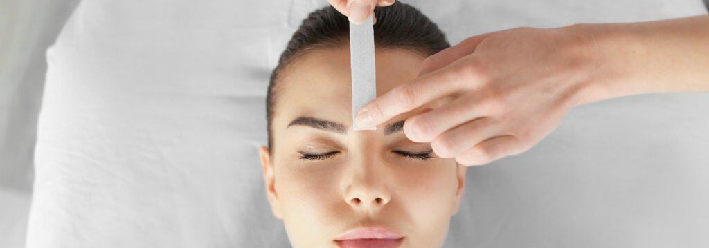 how to wax overplucked eyebrows 1